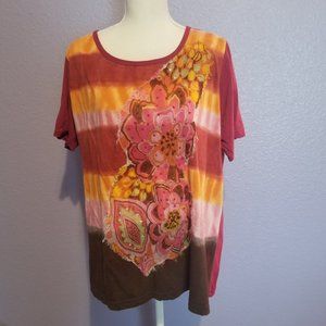 Multi-colored t-shirt